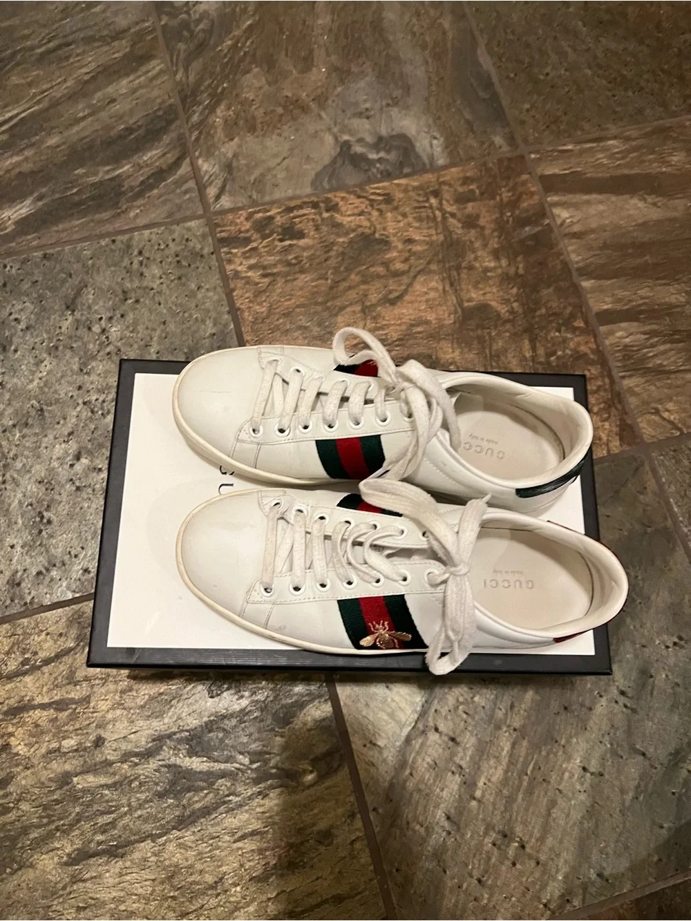 Gucci White Leather Ace Sneakers Red & Green Web Stripe and Bee Women’s 36 EUC